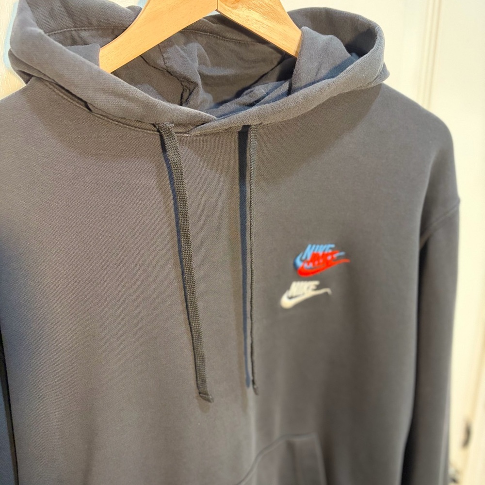 Nike Black Hoodie XL Multicolor Swoosh - Picture 4 of 7